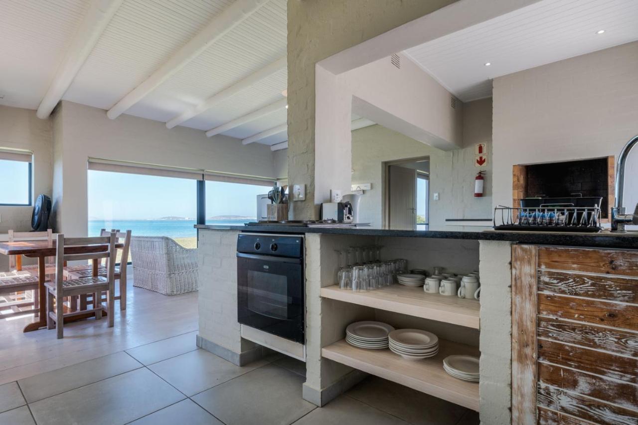 Blue Bay Lodge Saldanha Bay Extérieur photo